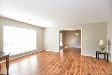 Here, the entry is to the viewer's rear, looking a
