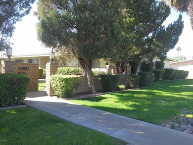 10975 W Santa fe Dr, Sun City, AZ 85351 - photo 5