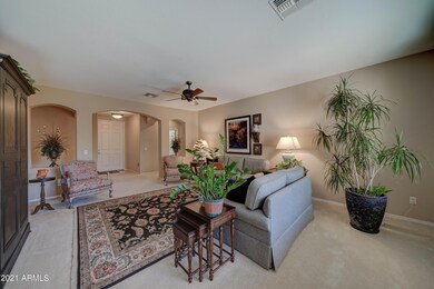 2157 E Aloe Pl-5