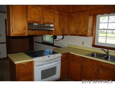 2804 Gaylord St, Winterville, NC 28590 - photo 7