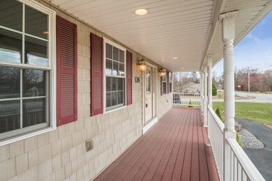 124 Lexington Rd, Billerica, MA 01821 - photo 3