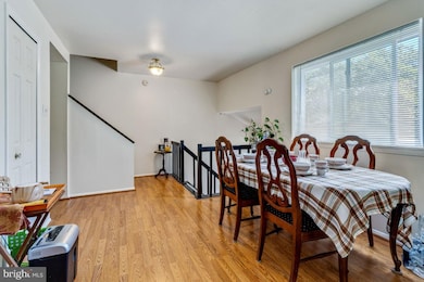 6934 Knighthood Ln, Columbia, MD 21045 - photo 5