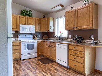 77 E Nicklaus Ave, Kalispell, MT 59901 - photo 3