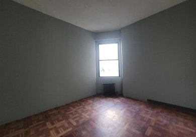 21-68 35th St unit 3-C, Astoria, NY 11105 - photo 3
