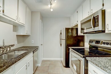 38 Hideaway Dr, Friendswood, TX 77546 - photo 7