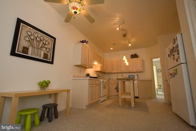 7304 Shady Glen Dr, Columbia, MD 21046 - photo 5