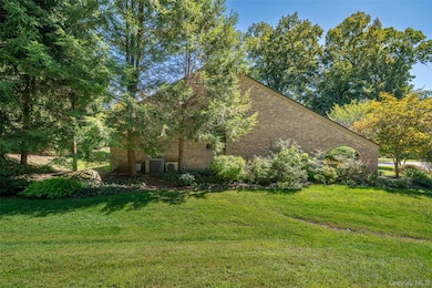 341 Furnace Dock Rd unit 50, Cortlandt Manor, NY 10567 - photo 4