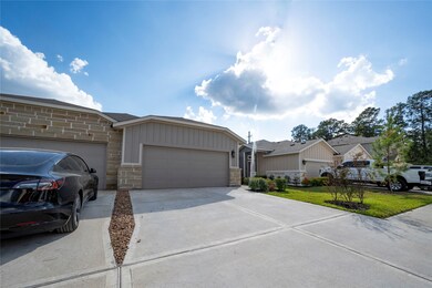 9897 Grosbeak Ln, the Woodlands, TX 77354 - photo 2