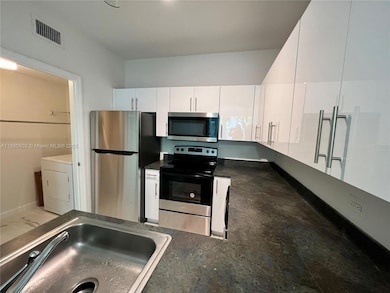 9172 Collins Ave unit 214, Surfside, FL 33154 - photo 5