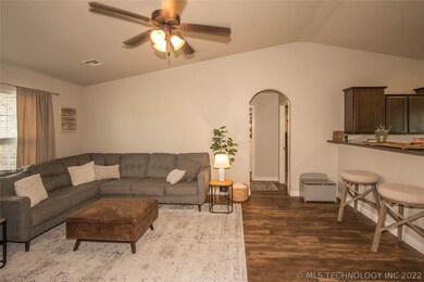 9248 S 256th East Ave, Broken Arrow, OK 74014 - photo 6