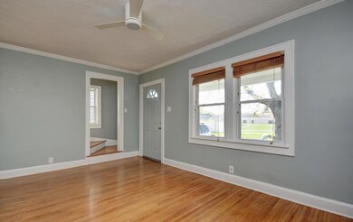 Living Room (4)