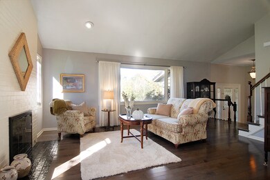 1330 Violet Ln, Batavia, IL 60510 - photo 6