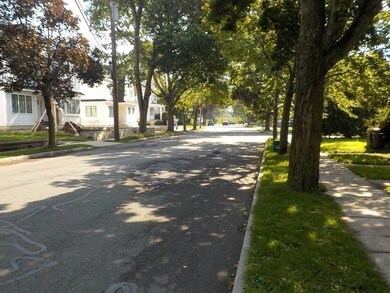 67 Payson Rd unit 1, Belmont, MA 02478 - photo 3