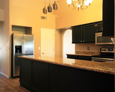 03 - Kitchen