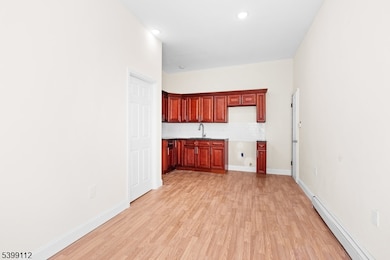 639 Grove St unit 1, Irvington, NJ 07111 - photo 3