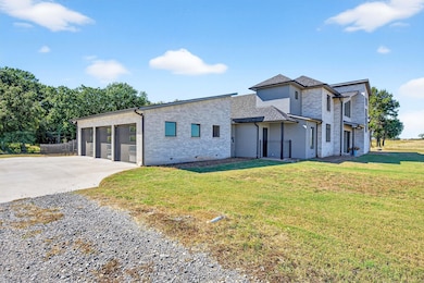 186 Martin Ln, Sadler, TX 76264 - photo 4