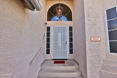 907 W Spur-17