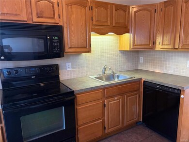 1743 Schoenersville Rd, Bethlehem, PA 18018 - photo 5