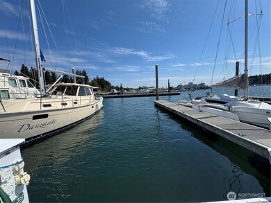 141 Parfitt Way SW unit A-35, Bainbridge Island, WA 98110 - photo 5