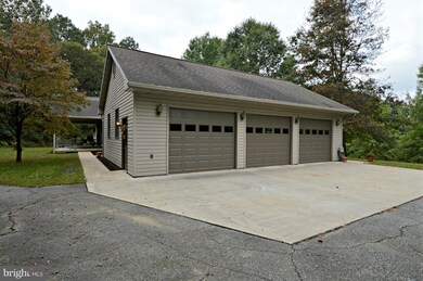 195 Franklin Rd, Columbia, PA 17512 - photo 4