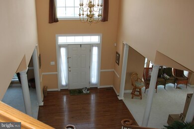 11269 Suffolk Dr, Hagerstown, MD 21742 - photo 2