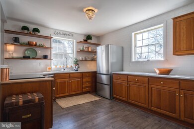 108 W 7th St, New Castle, DE 19720 - photo 4