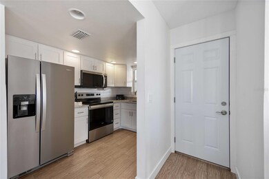 Island House unit 10, Sarasota, FL 34242 - photo 7