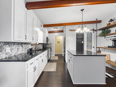 644 Ponderosa Dr, Hurst, TX 76053 - photo 7