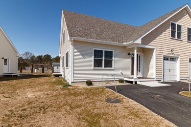 637 Gifford St unit 14A, Falmouth, MA 02540 - photo 3