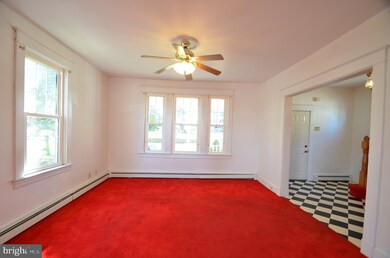 309 Bloomsbury Ave, Catonsville, MD 21228 - photo 4