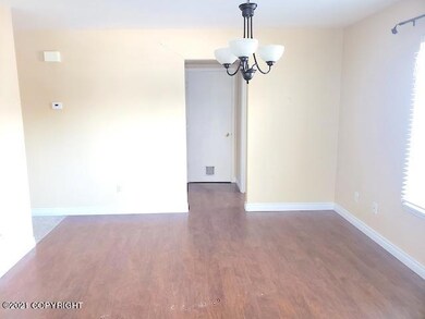 FORMAL DINING