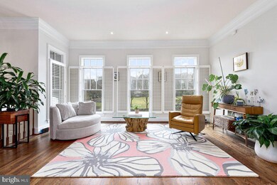 6868 Frase Dr, Falls Church, VA 22043 - photo 5