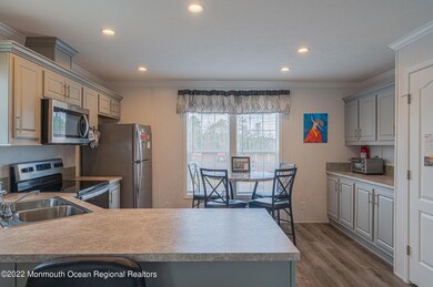 Kitchen 4