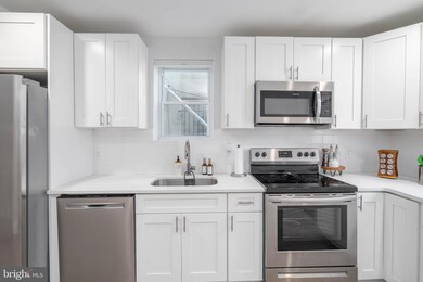 1419 S Ringgold St, Philadelphia, PA 19146 - photo 4