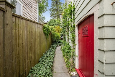 74 Third St, Newport, RI 02840 - photo 3