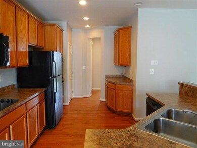 954 Hall Station Dr, Bowie, MD 20721 - photo 4