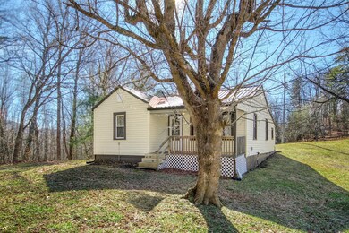 003-457451-15_Bobcat_Lane_IMG_1994_HDR