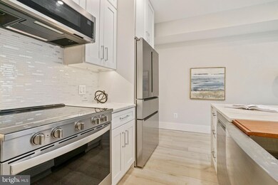 1930 Calvert St NW unit 2, Washington, DC 20009 - photo 7