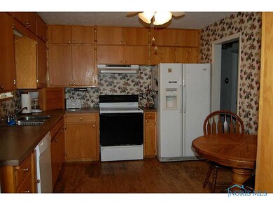 3141 Oak Grove Place, Toledo, OH 43613 - photo 6