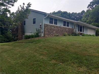 Front and side view of structure.