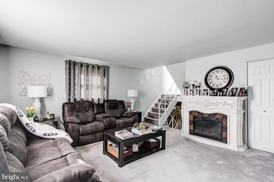 841 Wedgewood Dr, Lansdale, PA 19446 - photo 3