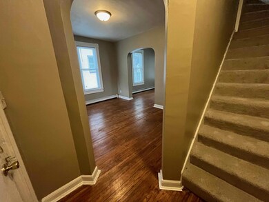 659 4th St E, Saint Paul, MN 55106 - photo 4