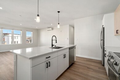 10 Somerset Ave unit 407, Winthrop, MA 02152 - photo 5