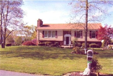 824 Jeffrey Pine Dr, Bear, DE 19701 - photo 2