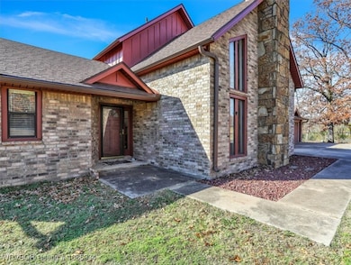 103 E George Ave, Pocola, OK 74902 - photo 4