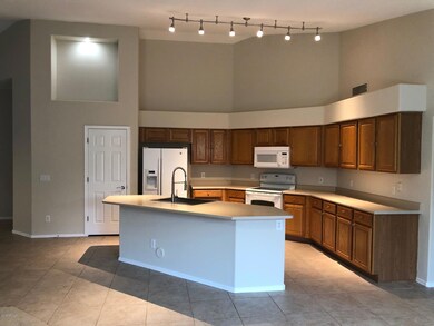 9462 E Juanita Ave, Mesa, AZ 85209 - photo 2