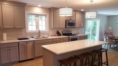 14 Champagne Ln, Freeport, ME 04032 - photo 5
