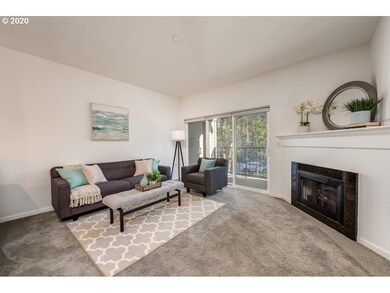 755 Springtree Ln unit 755, West Linn, OR 97068 - photo 4