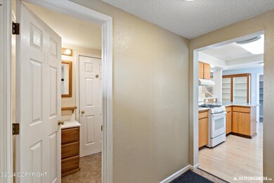 Arctic Entry/Half Bath