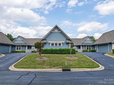 3302 Blue Goose Ct, Hendersonville, NC 28792 - photo 2